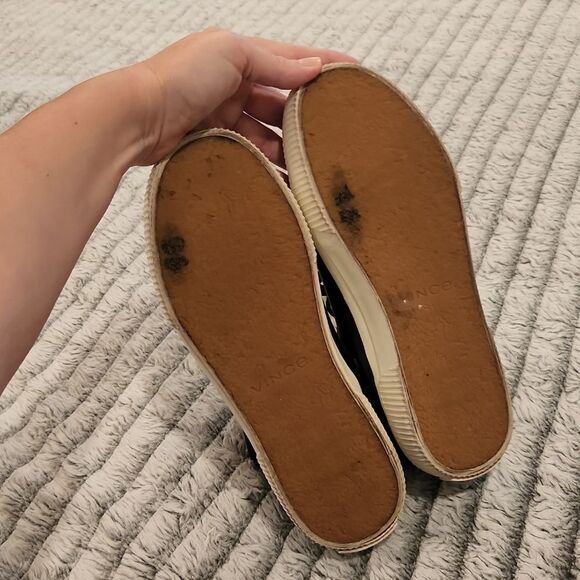 Black leather & suede Vince Kameron high top sneakers, excellent condition! - Picture 13 of 13